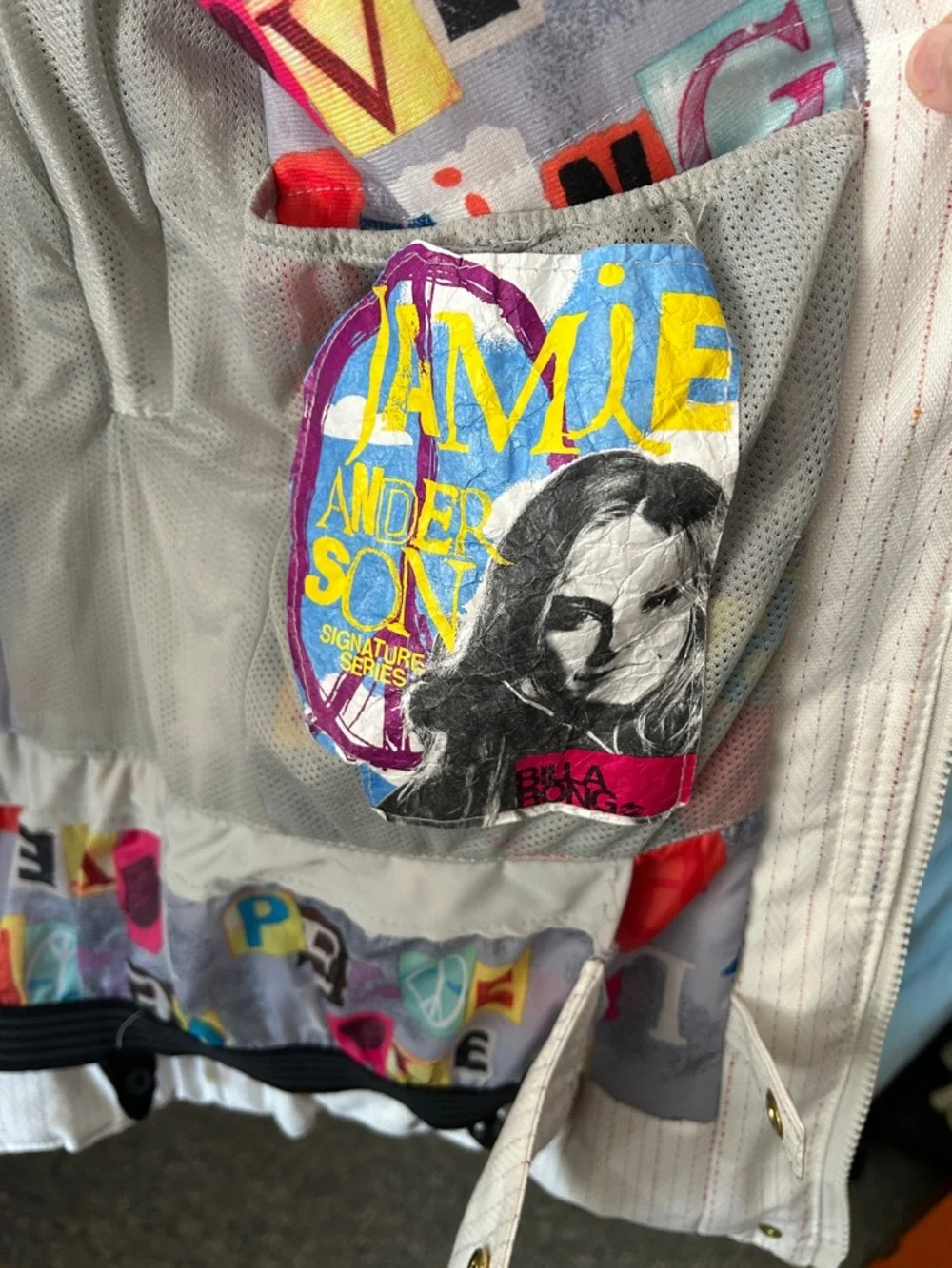 Billabong x Jamie Anderson Ski Jacket Insulated White with Colorful Trim - Picture 3 of 7